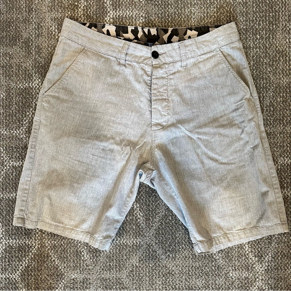 H&M Divided Men’s Shorts Gray Cotton Chino Style Size 32